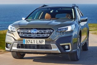 SUBARU Outback SUV 2.5 Active CVT