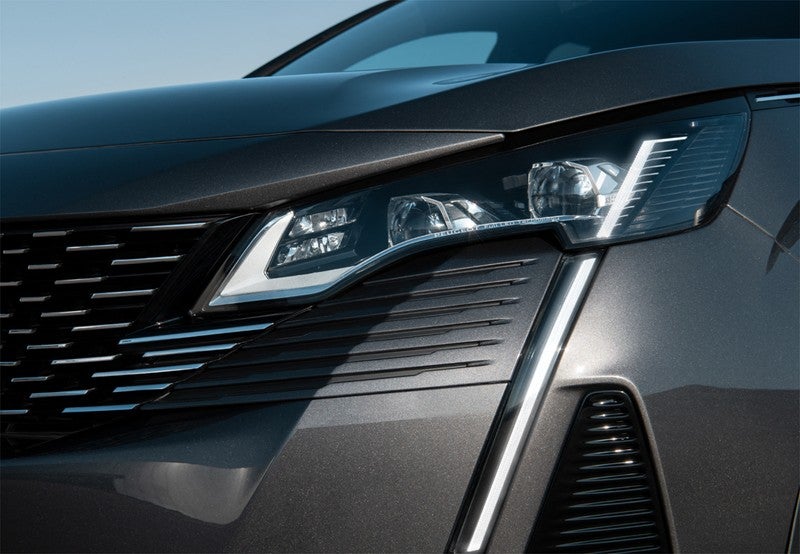 PEUGEOT 3008 SUV