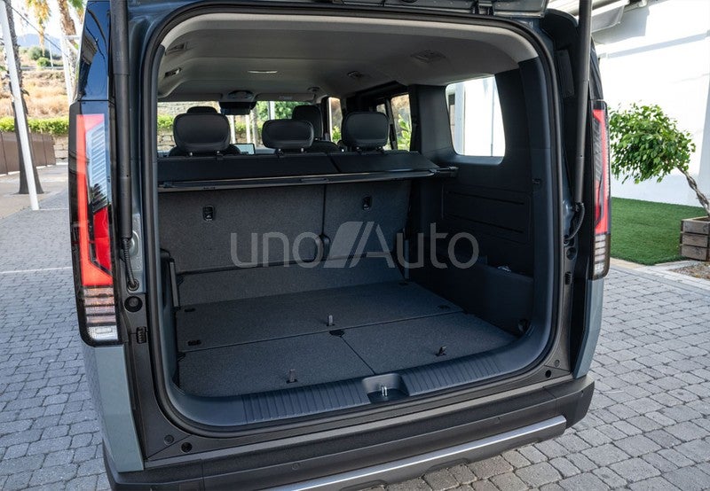 PV5 Passenger L2H1 Medium Range Plus