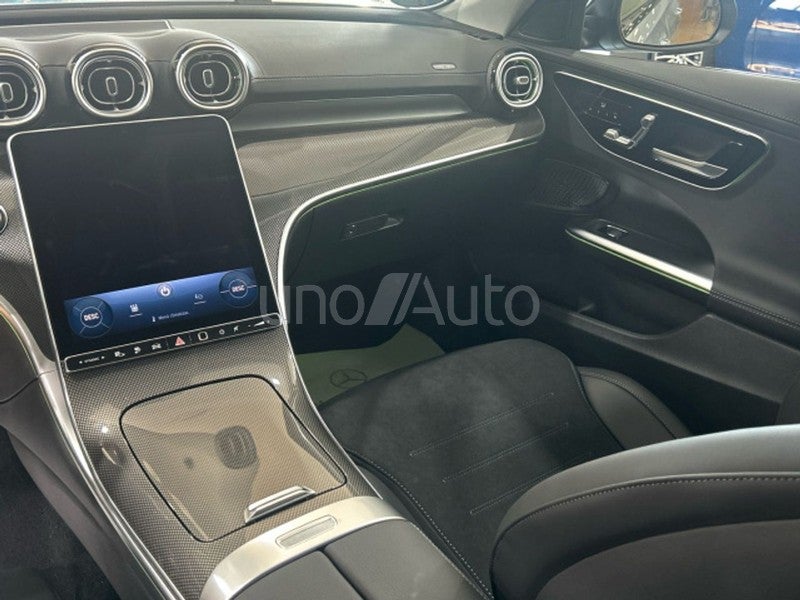 300 e con tecnología híbrida EQ