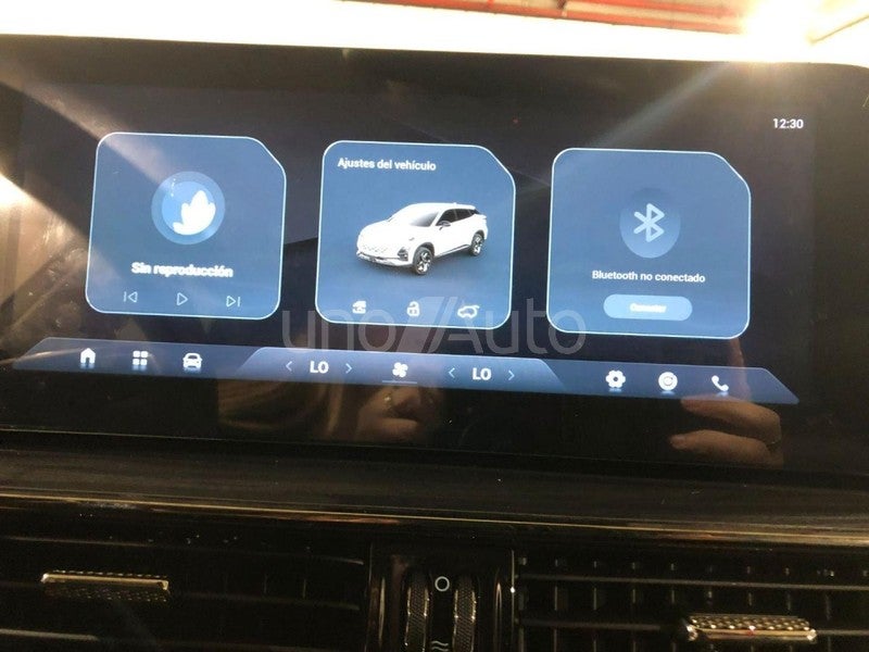 MY25 - Premium 1.6 TGDI 108kW (145cv)