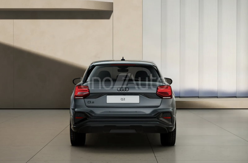 Q2 35 TFSI Adrenalin Black edition 110kW