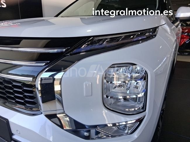 Outlander PHEV Kaiteki 4WD