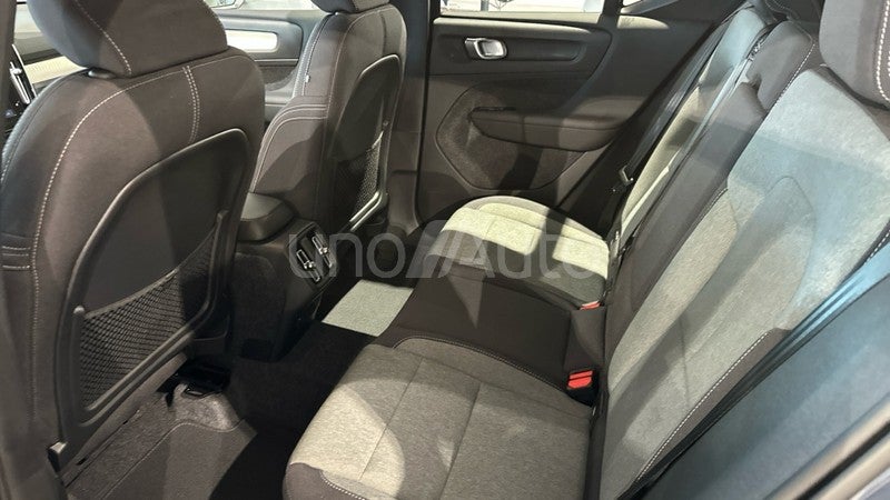 XC40 2.0 B3 MHEV CORE DCT 163 5P