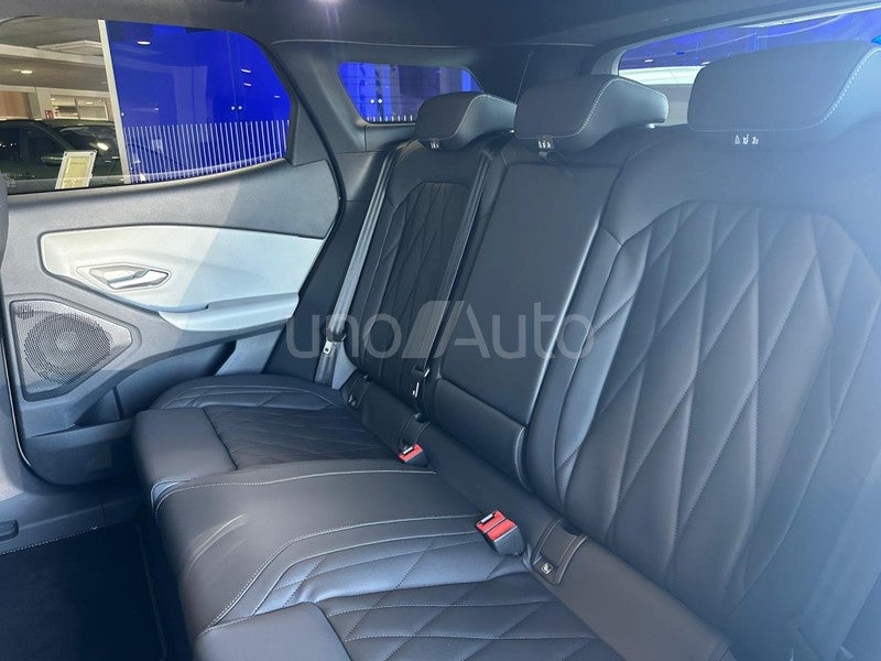 Explorer RWD Rango Extendido Premium  77kWh