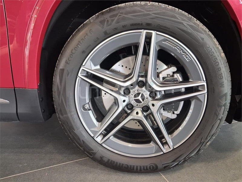 CLASE GLA 250 e con tecnología híbrida EQ
