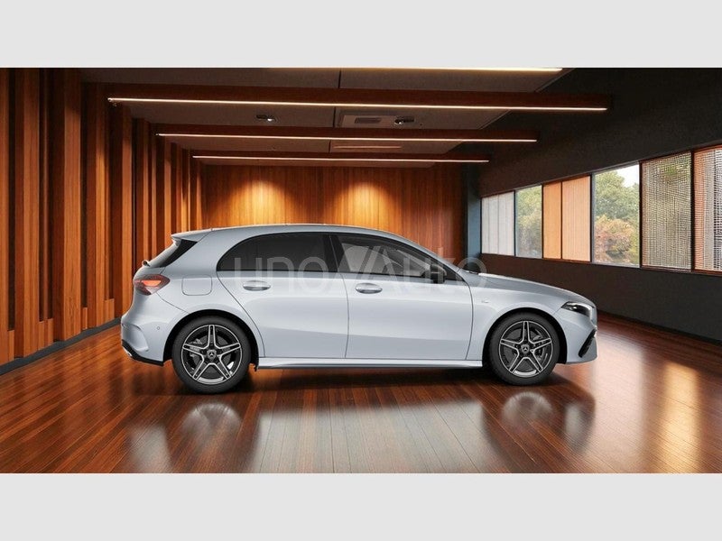 A 250e Progressive Line Advanced 8G-DCT