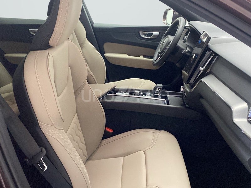 2.0 B5 G MHEV Core Auto AWD