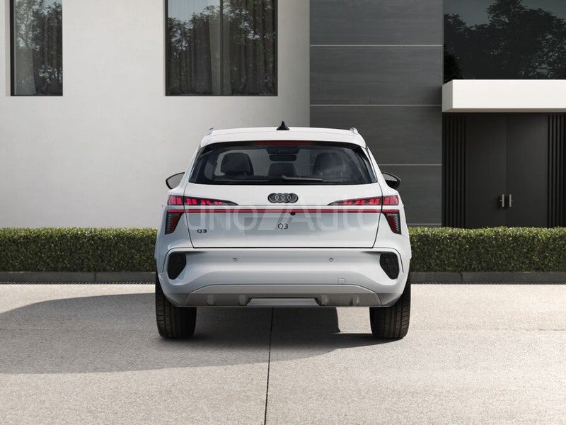Q3 e-hybrid Progressive S tronic 200kW