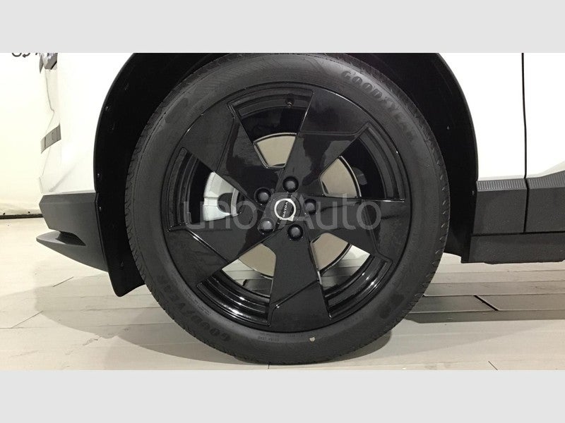 EX30 P5 Electric Plus Black Edition RWD