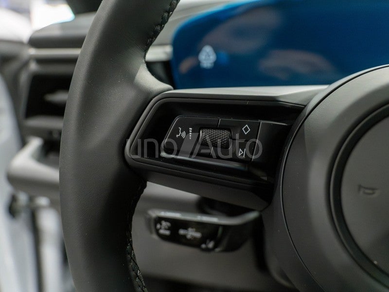 Macan 4