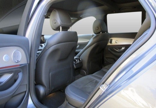 E 220d 4Matic 9G-Tronic 194