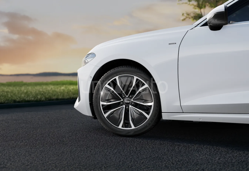 A5 Avant e-hybrid Advanced quattro S tronic 220kW