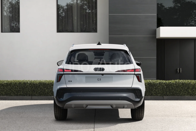 Q3 e-hybrid Business S tronic 200kW