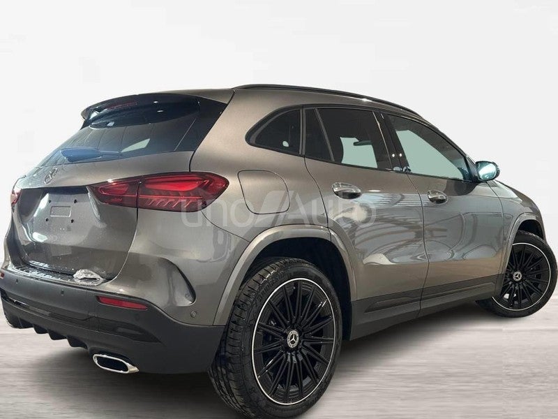 CLASE GLA 250 e con tecnología híbrida EQ