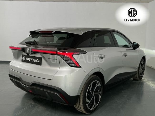 MG4 Luxury 64kWh