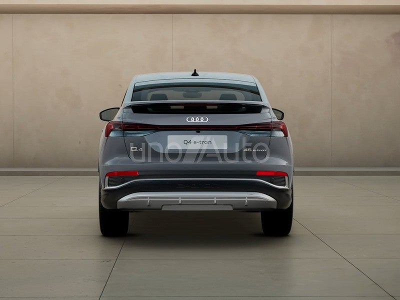 Q4 e-tron Sportback 45 Genuine edition 82KWh