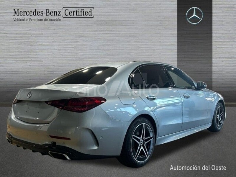 300 e con tecnología híbrida EQ