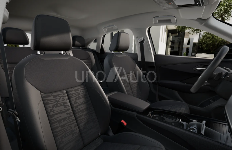Q3 Sportback e-hybrid Business S tronic 200kW