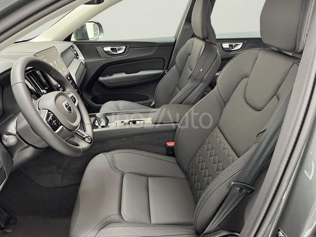 2.0 B5 G MHEV Core Auto AWD
