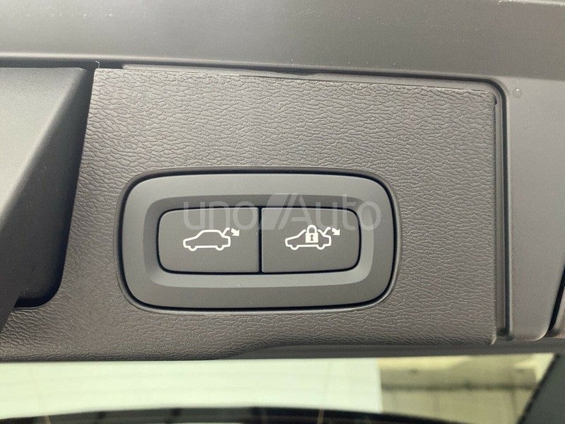 2.0 B5 G MHEV Core Auto AWD