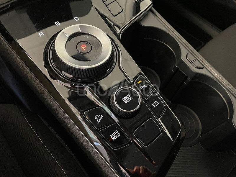 1.6 T-GDi HEV 158kW (215CV) Drive 4x2