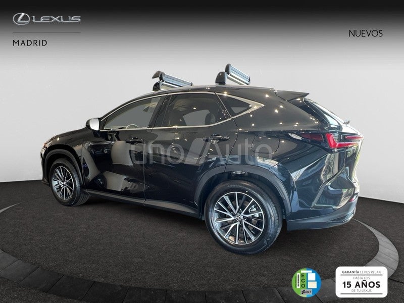 NX 450h+ Premium+ 4WD