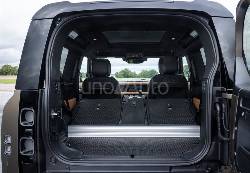 Defender 90 3.0D l6 MHEV X-Dynamic SE AWD Aut. 250