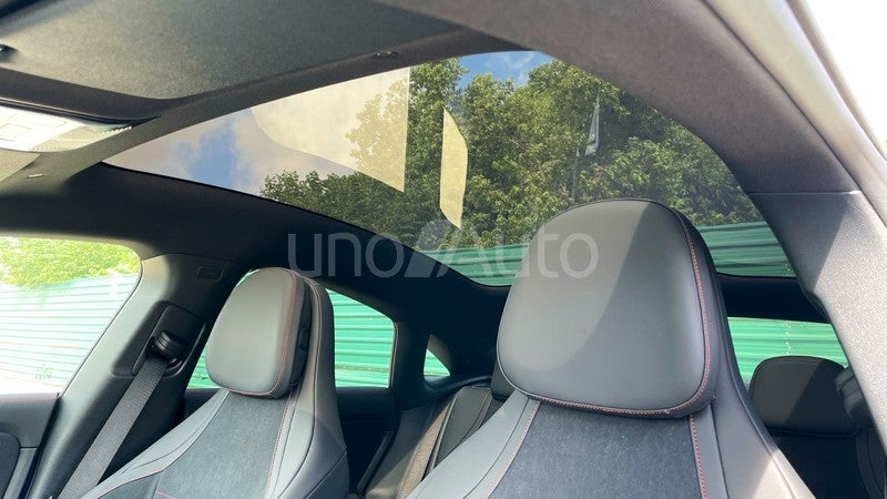 CLA Eléctrico 250+