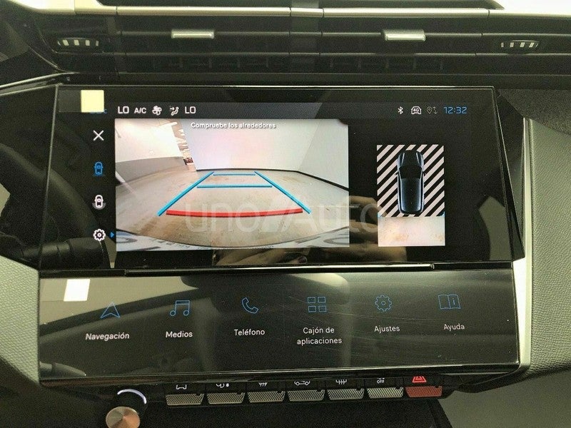 5P Allure Hybrid PHEV 180 eEAT8