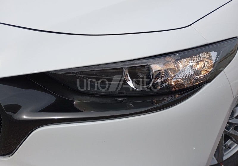Mazda3 Sedán 2.5 e-Skyactiv-G Prime-line 103kW