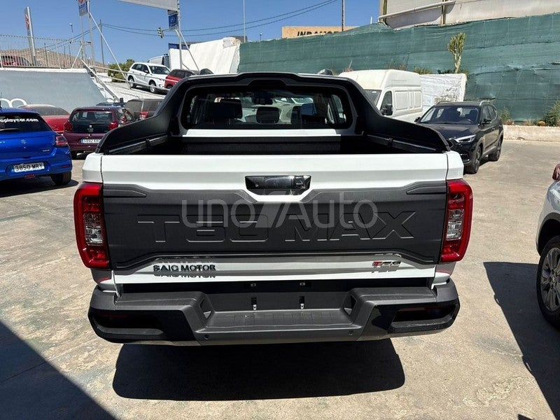 MAX 4WD 8AT