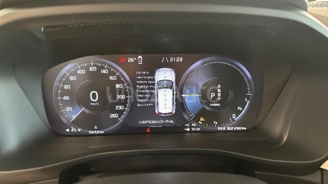 XC40 1.5 T4 PHEV RECHARGE PLUS DARK DCT 211 5P