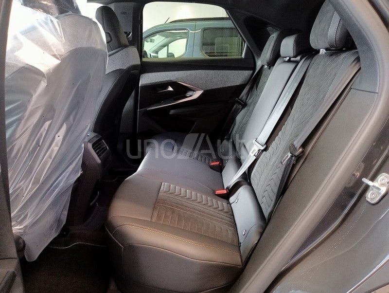 3008 Hybrid 145 GT eDCS6