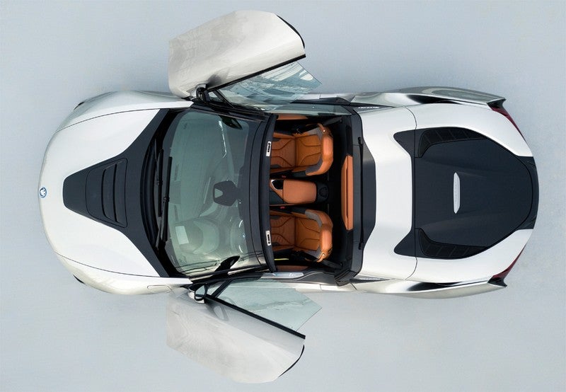 i8 Roadster