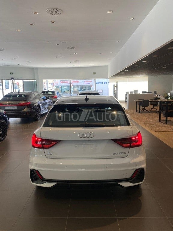 A1 Sportback 30 TFSI Adrenalin S tronic 85kW