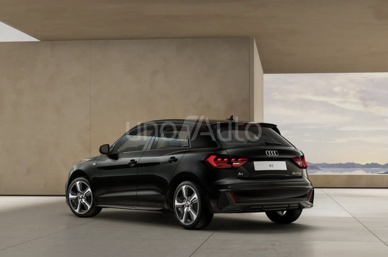A1 Sportback 35 TFSI Adrenalin S tronic 110kW