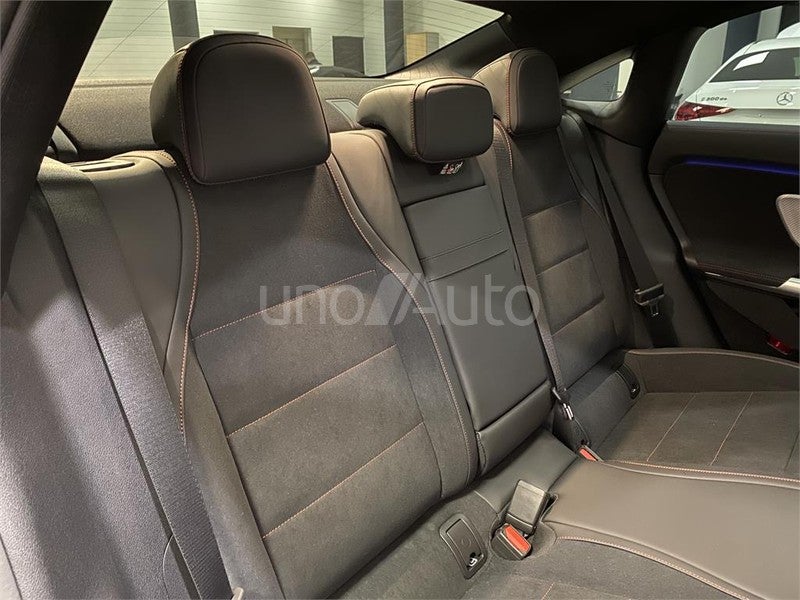 CLASE CLA 180 con tecnología híbrida