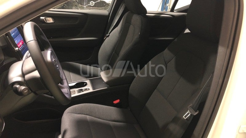 XC40 ESSENTIAL, B3 MILD HYBRID, GASOLINA