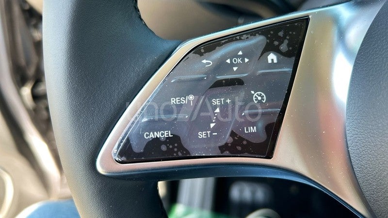 110 CDI 70kW Tourer Base Largo