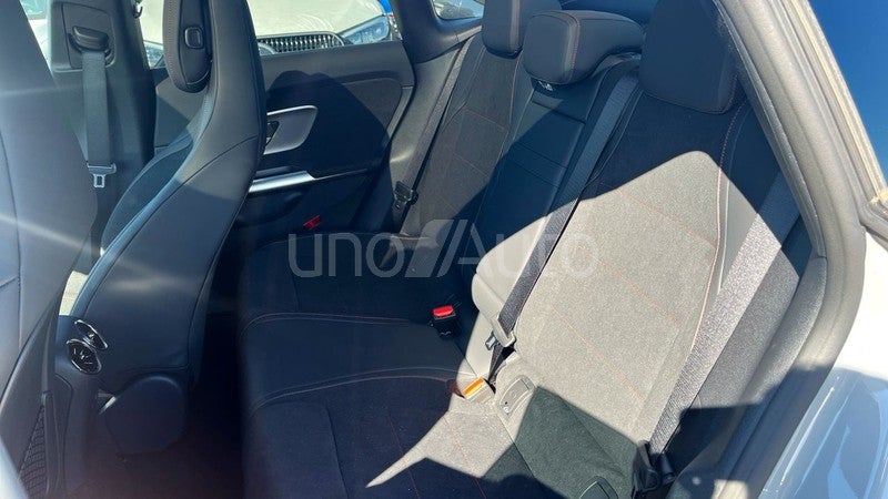 CLA CLA 200 con tecnología EQ