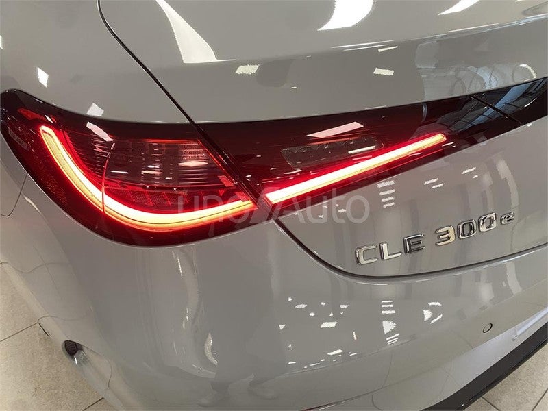 CLE CLE 300 e con tecnología híbrida EQ
