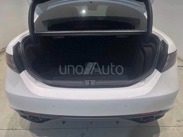 Giulia 2.0 Veloce Q4 Aut. 280