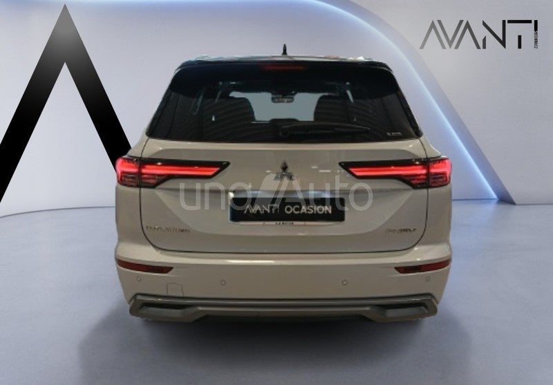 Outlander PHEV Motion 4WD