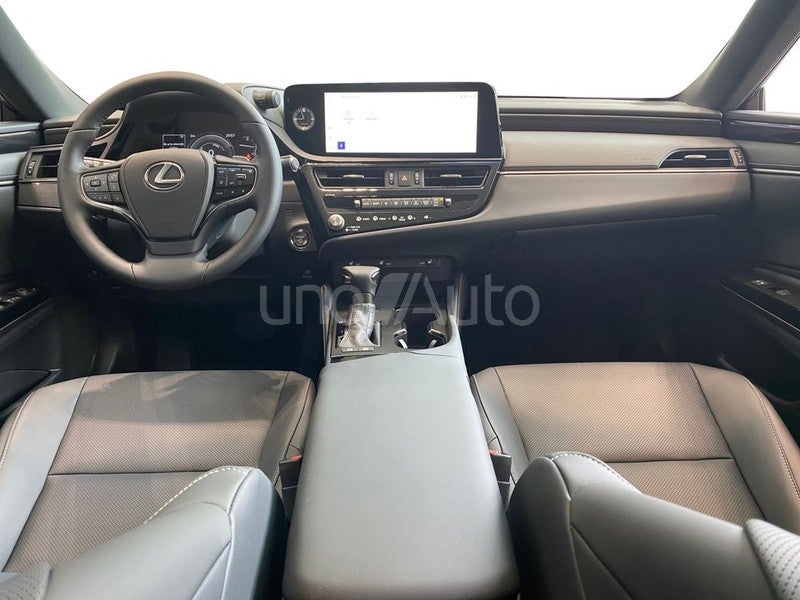 LEXUS ES 2.5 300h Premium