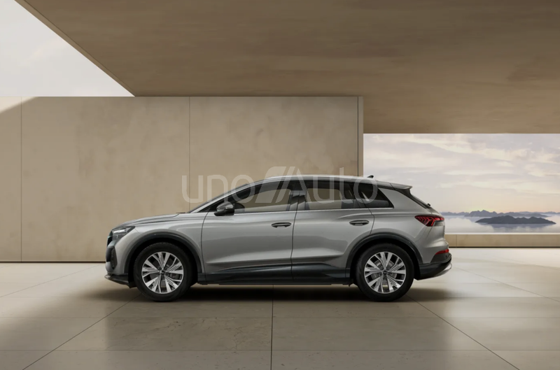 Q4 e-tron 40 Advanced 150kW 63KWh