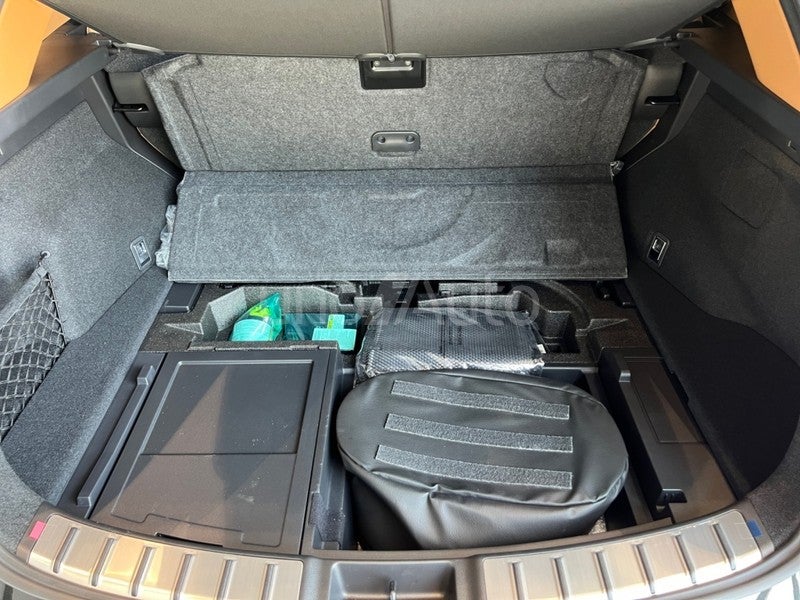 NX 450h+ Premium+ 4WD