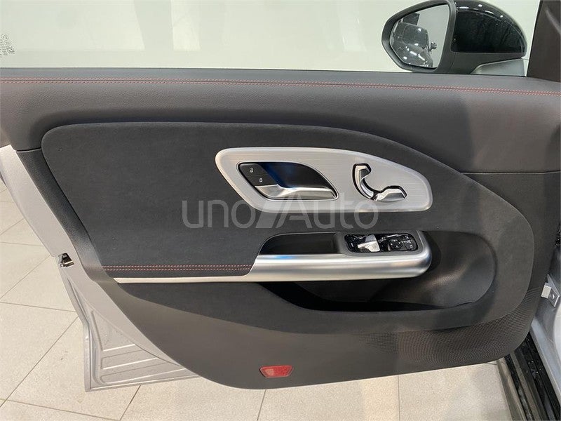 CLASE CLA 220 con tecnología híbrida