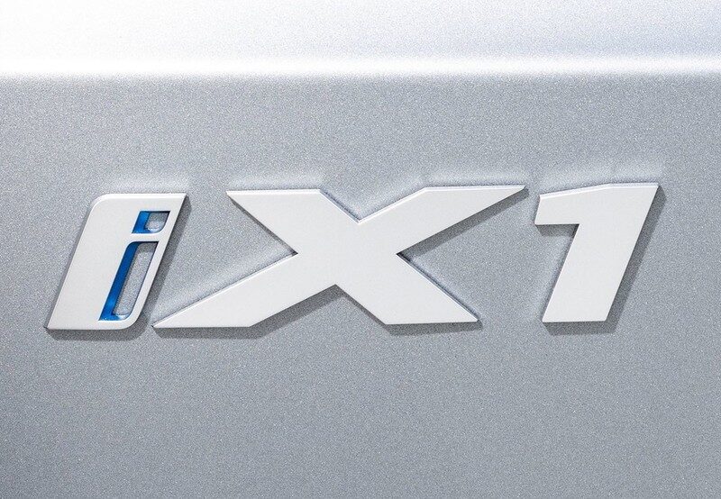 iX1 xDrive30A