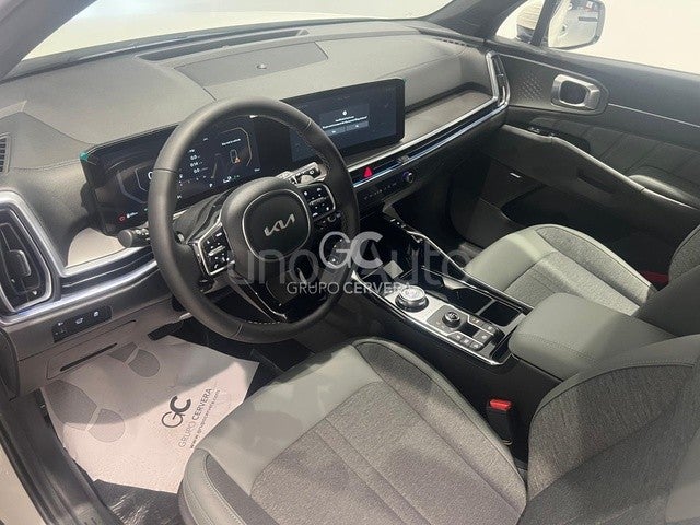 Sorento 1.6 T-GDi HEV Emotion 4x4